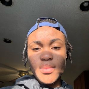 Meet your Posher, Anissa